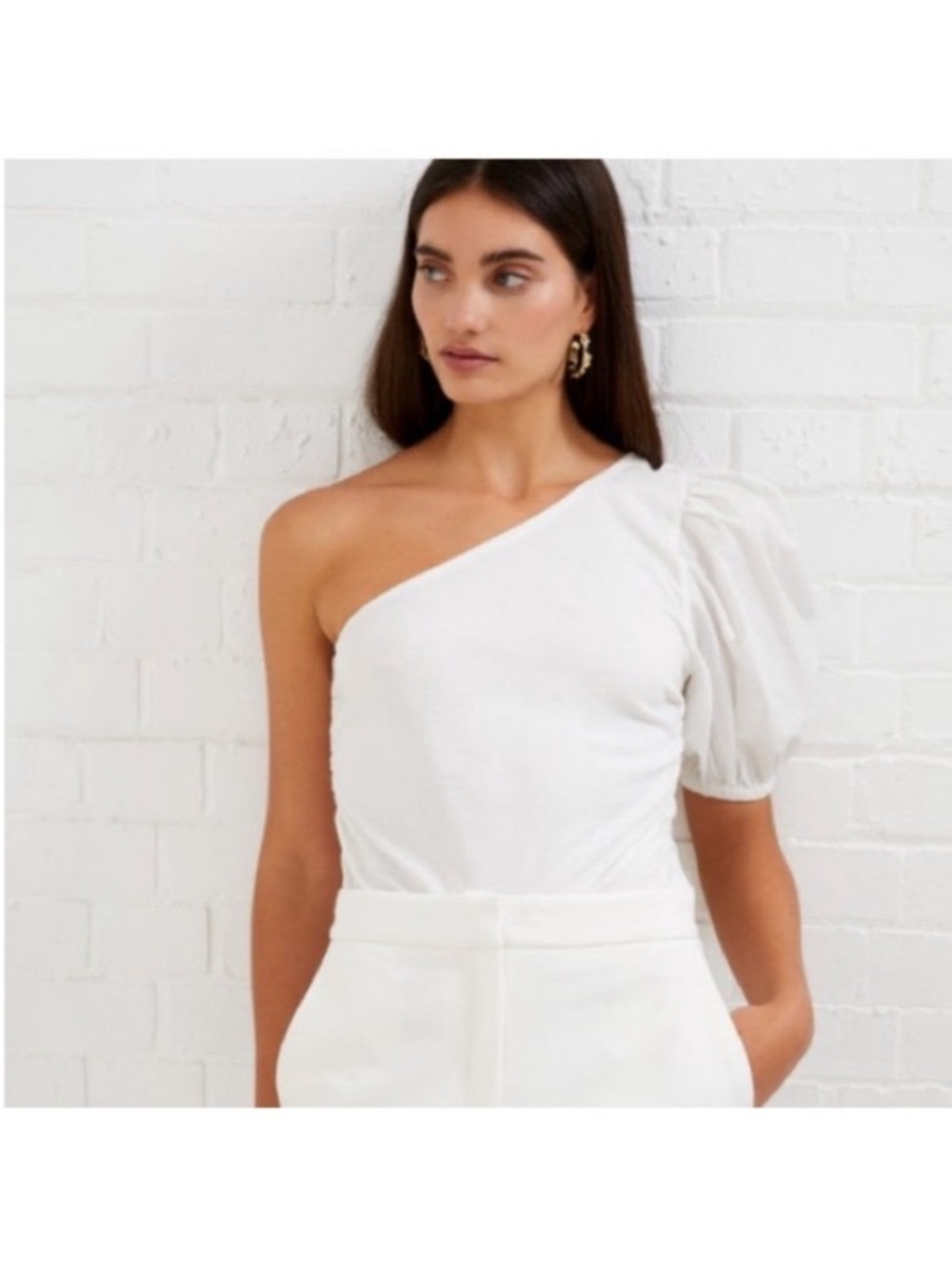 NWT FRENCH CONNECTION ivory one shoulder puff sleeve cinched top